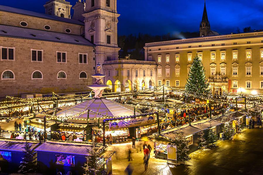 ザルツブルクのクリスマスマーケット画像